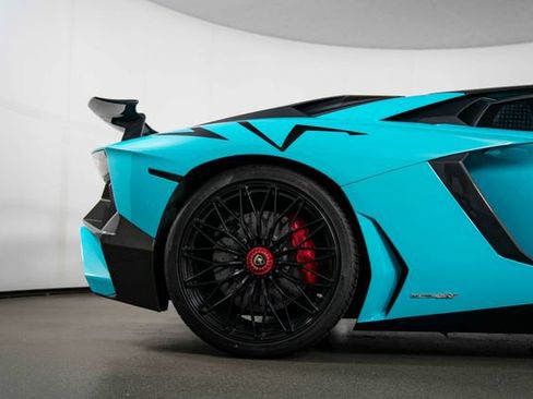 Used 2016 Lamborghini Aventador LP 750-4 AWD/4WD image 10