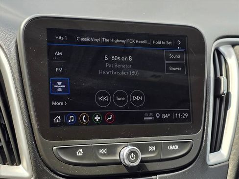 Used 2023 Chevrolet Malibu LT FWD image 4
