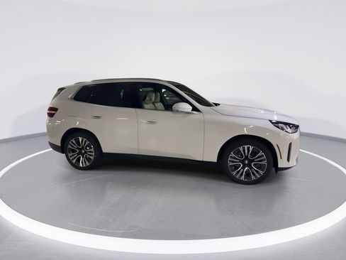 New 2026 BMW X3 xDrive30 w/ Premium Package image 9