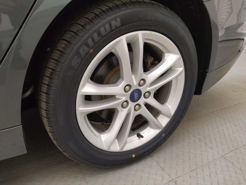 Used 2018 Ford Fusion S FWD image 31