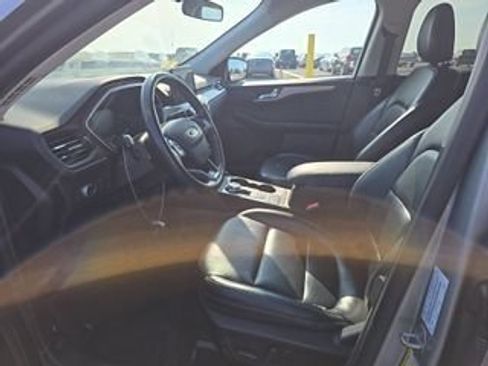 Used 2021 Ford Escape SEL AWD/4WD image 5