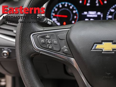 Used 2024 Chevrolet Malibu LT FWD image 15