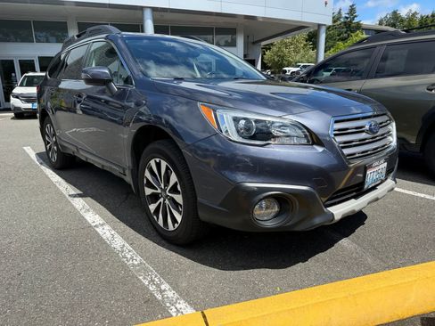 Used 2015 Subaru Outback 2.5i Limited AWD/4WD image 4