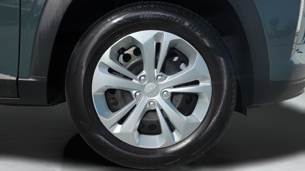 Used 2026 Chevrolet Trax LS w/ Driver Confidence Package FWD image 24