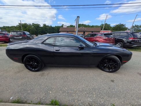 Used 2017 Dodge Challenger SXT w/ Blacktop Package RWD image 6