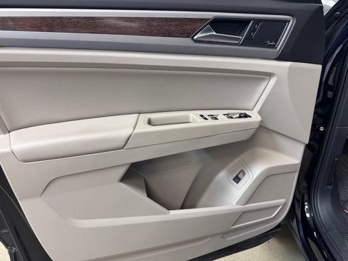 Used 2019 Volkswagen Atlas SEL Premium AWD/4WD image 8