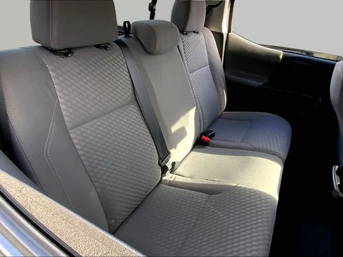 Used 2022 Toyota Tacoma SR w/ SR Convenience Package RWD image 19