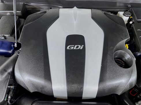 Used 2012 Hyundai Genesis 3.8 image 32