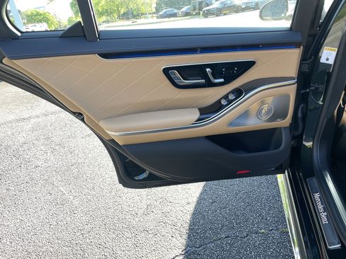 New 2026 Mercedes-Benz S 580 4MATIC Sedan image 33
