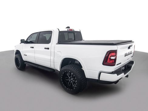 Used 2025 RAM 1500 Big Horn AWD/4WD image 7