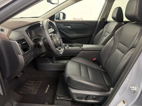 Certified 2023 Nissan Rogue SL FWD image 14