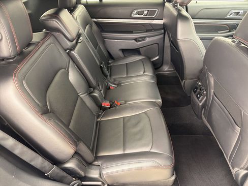 Used 2019 Ford Explorer Sport w/ Equipment Group 401A AWD/4WD image 26