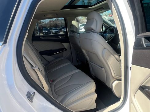 Used 2019 Lincoln MKC Reserve w/ MKC Climate Package image 30