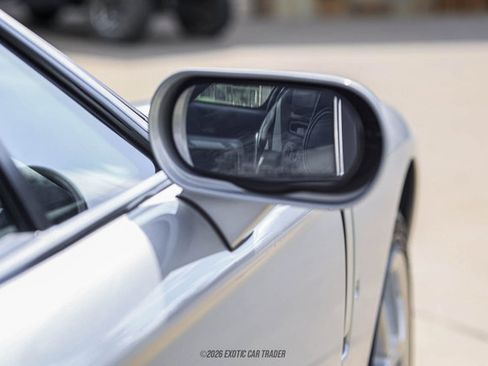 Used 2005 Ford GT RWD image 45