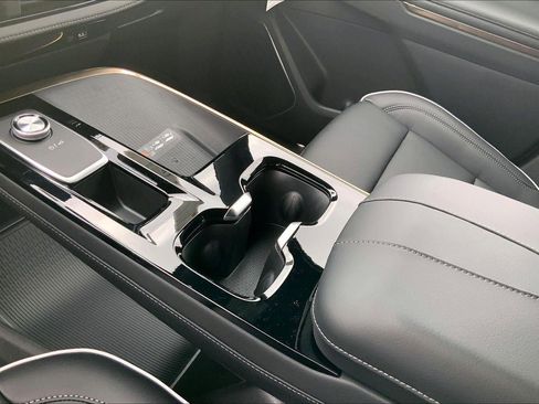 New 2026 Buick Enclave Avenir w/ Super Cruise Package image 8