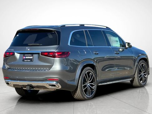 New 2025 Mercedes-Benz GLS 580 4MATIC image 12