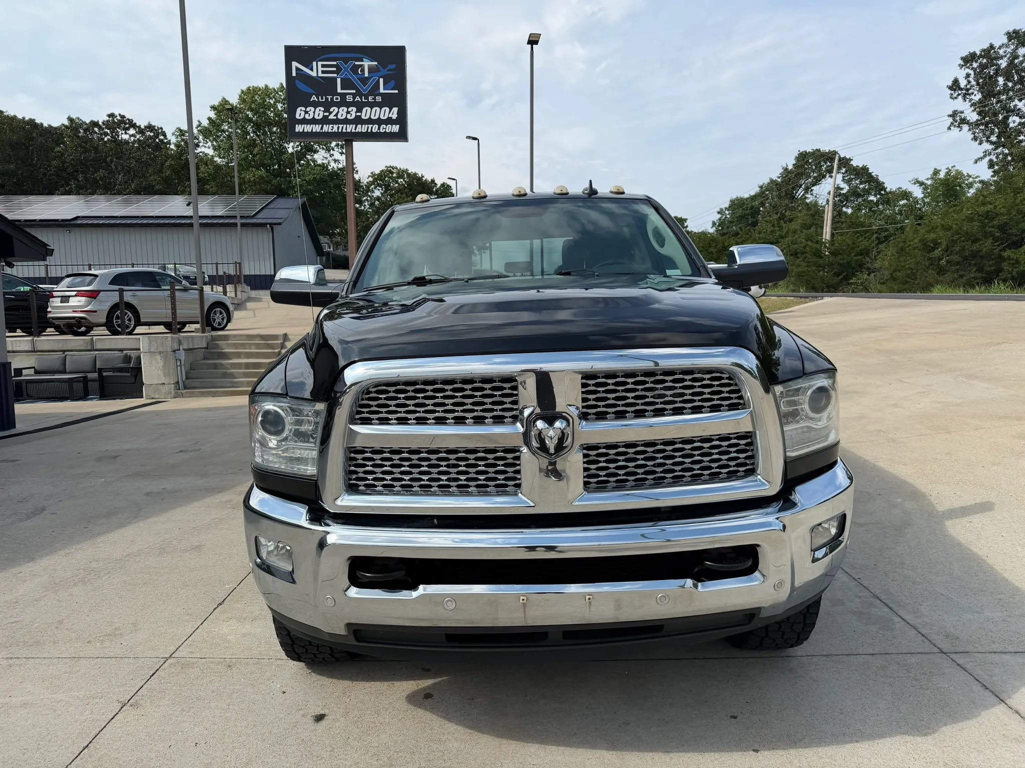 Used 2017 RAM 2500 Laramie w/ Snow Chief Group AWD/4WD image 4