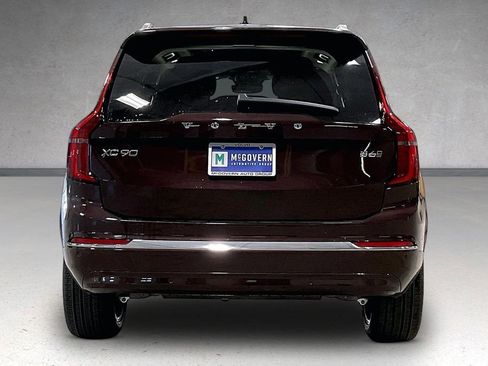New 2026 Volvo XC90 B6 Plus w/ Protection Package AWD/4WD image 4