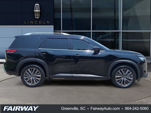 Used 2023 Nissan Pathfinder SL w/ SL Premium Package AWD/4WD image 9