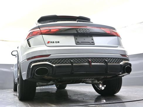 Used 2025 Audi RS Q8 performance w/ RS Design Package - Red AWD/4WD image 39