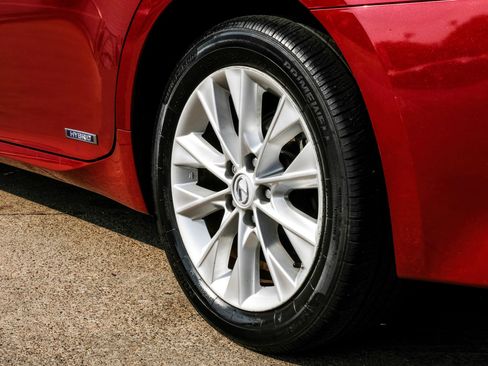 Used 2014 Lexus ES 300h w/ Luxury Package w/Bamboo Trim FWD image 59