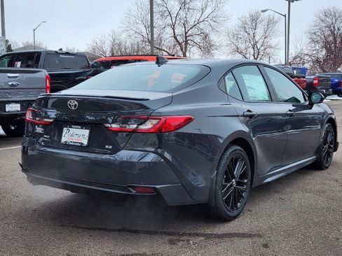 New 2025 Toyota Camry SE image 3