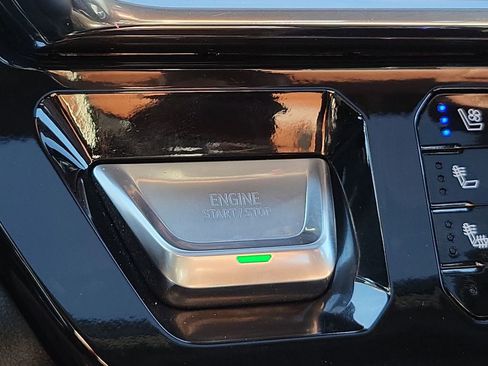 Used 2024 GMC Sierra 1500 Denali Ultimate image 16