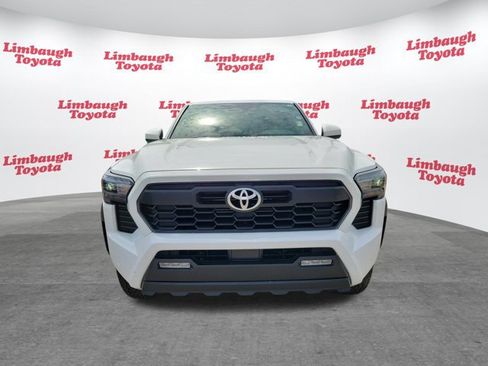 Used 2024 Toyota Tacoma TRD Off-Road AWD/4WD image 19