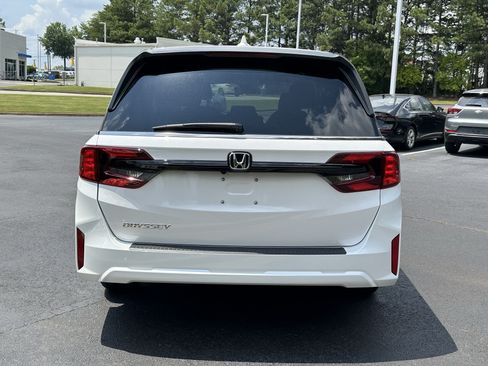 Used 2026 Honda Odyssey EX-L image 3