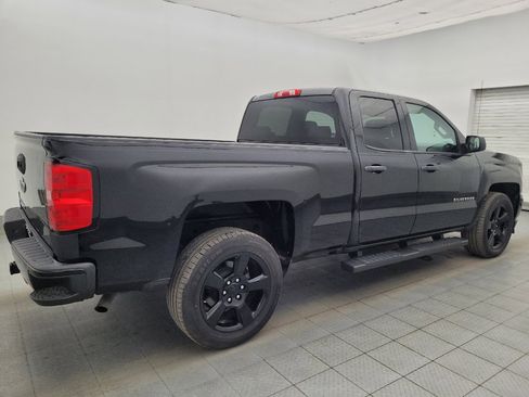 Used 2018 Chevrolet Silverado 1500 Custom w/ Custom Value Package RWD image 10