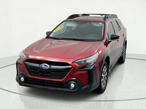 Used 2023 Subaru Outback Premium AWD/4WD image 3
