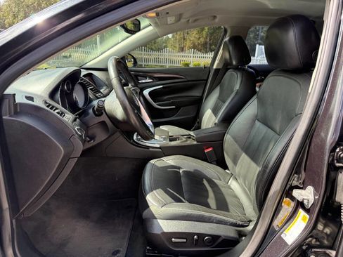 Used 2012 Buick Regal Premium image 39