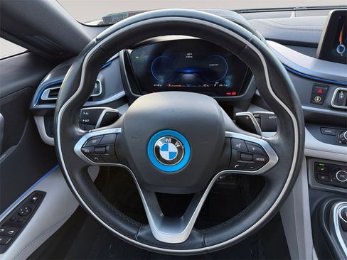 Used 2015 BMW i8 image 12