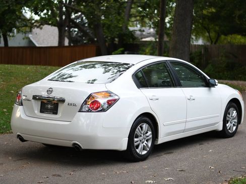 Used 2011 Nissan Altima 2.5 SL w/ 2.5SL Pkg image 6
