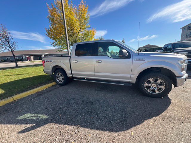 Used 2016 Ford F150 XLT w/ Equipment Group 302A Luxury AWD/4WD image 9
