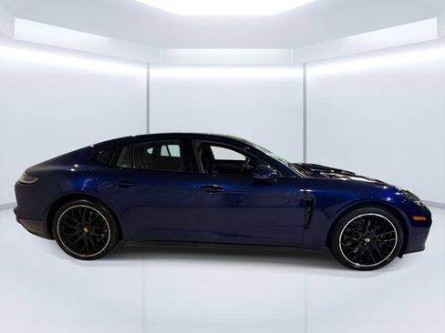Certified 2022 Porsche Panamera 4S w/ Premium Package AWD/4WD image 8