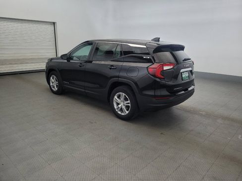 Used 2023 GMC Terrain SLE FWD image 3