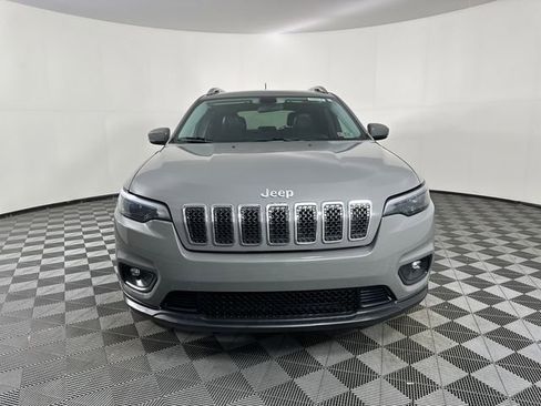 Certified 2019 Jeep Cherokee Latitude Plus w/ Cold Weather Group image 13