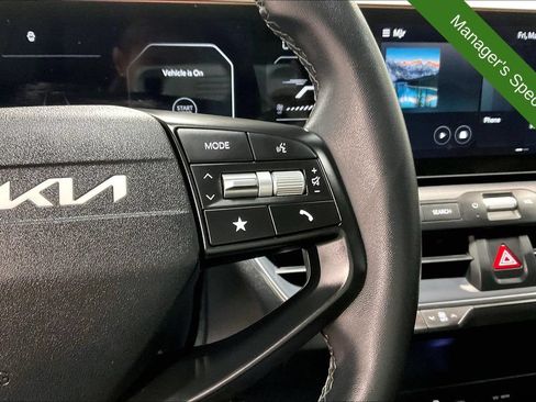 Used 2025 Kia K4 EX FWD image 25
