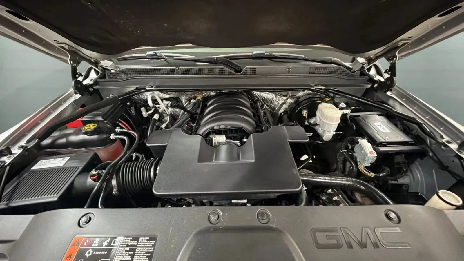 Used 2018 GMC Yukon XL SLT w/ HD Trailering Package AWD/4WD image 23