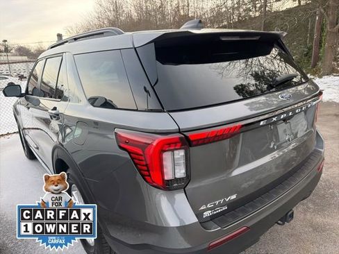 Used 2025 Ford Explorer Active image 24