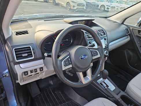 Used 2018 Subaru Forester 2.5i Premium image 16