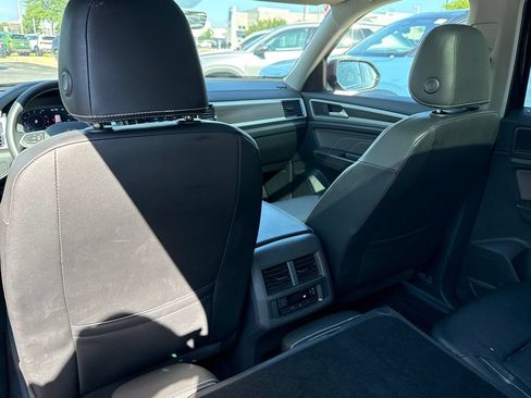 Used 2023 Volkswagen Atlas SE w/ Panoramic Sunroof Package AWD/4WD image 21