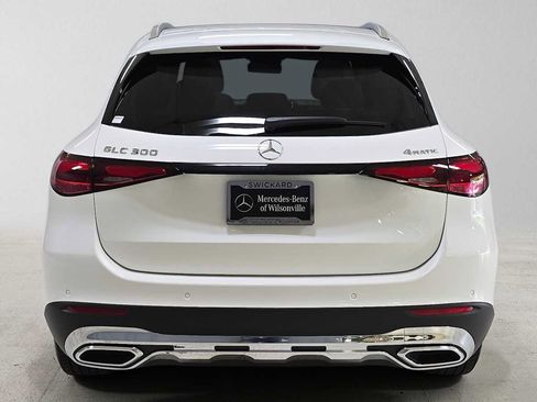Certified 2026 Mercedes-Benz GLC 300 4MATIC image 4