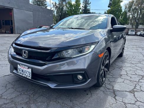 Used 2019 Honda Civic Sport image 8
