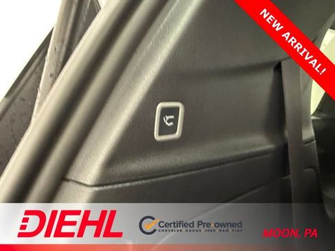 Used 2026 Chrysler Pacifica Limited w/ S Appearance Package AWD/4WD image 11