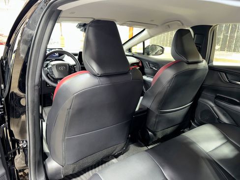 Used 2023 Toyota Prius Prime Premium image 28