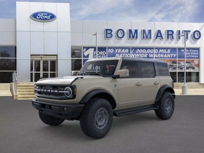 New 2025 Ford Bronco Outer Banks w/ Sasquatch Package