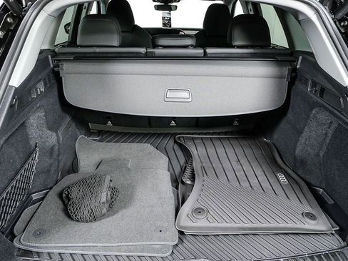 New 2025 Audi Q5 Premium Plus image 32