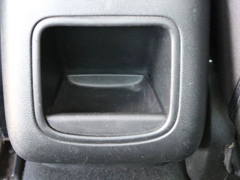 Used 2016 Chrysler 200 Limited FWD image 37